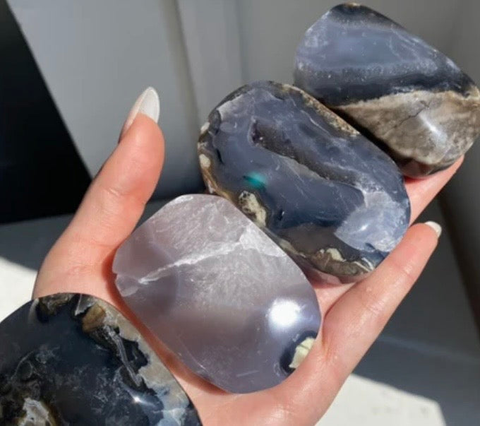 Magma Flow: Polished Volcanic Agate Palm Stones