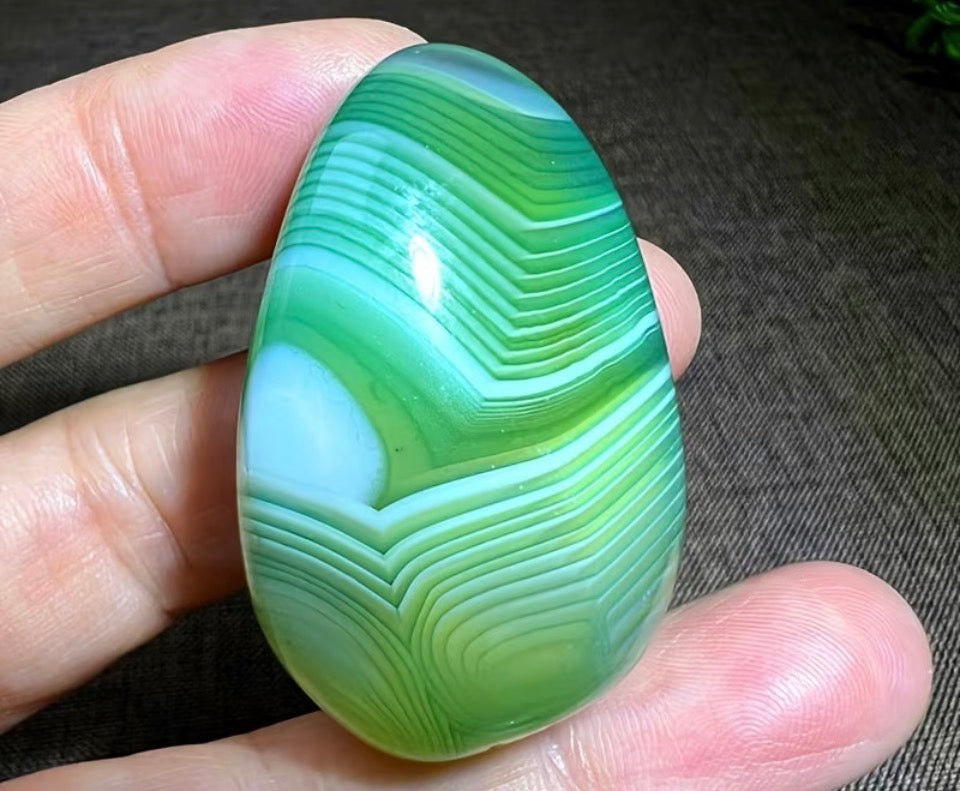 Forest Green Banded Agate Tumbled Stone