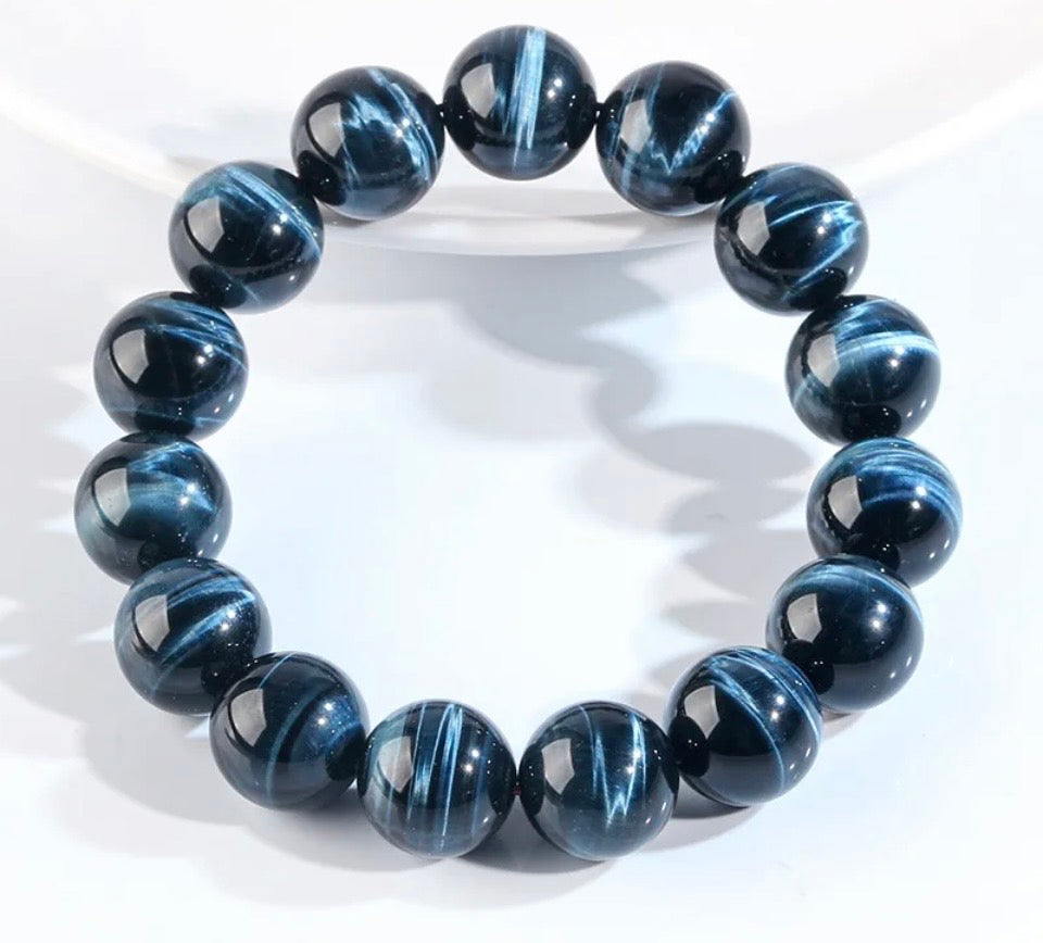 The Eclipse Hawk’s Eye Bracelet