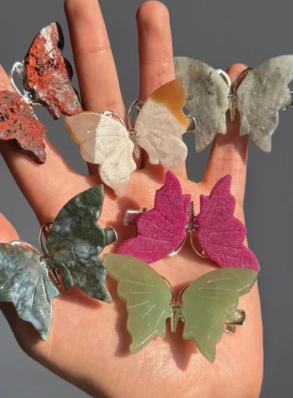 The "Flutter Glow" Mystery Crystal Hair Clip