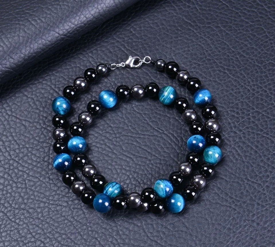 Midnight Hawk's Eye Choker