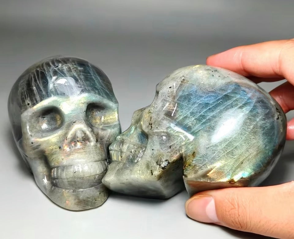 Labradorite Crystal Skull (4–5cm)