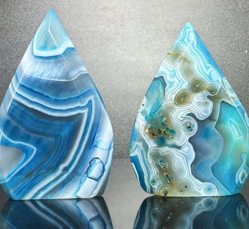 Oceanic Blue Banded Agate Teardrop Flame (100g)
