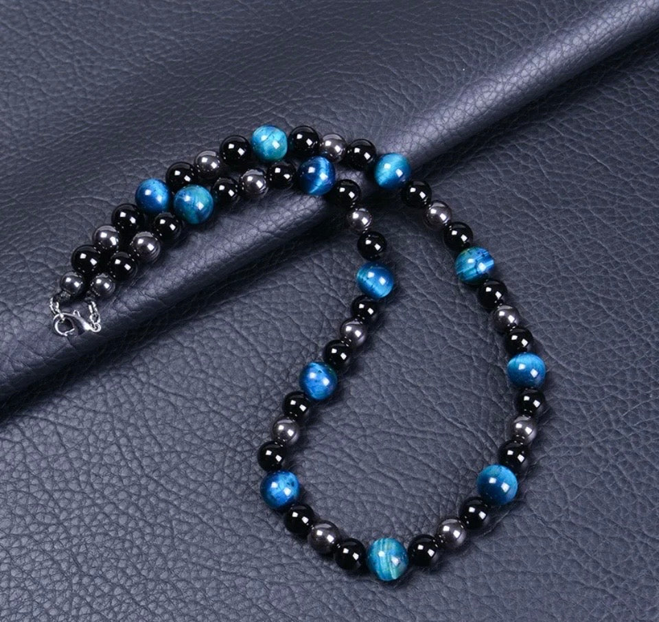 Midnight Hawk's Eye Choker