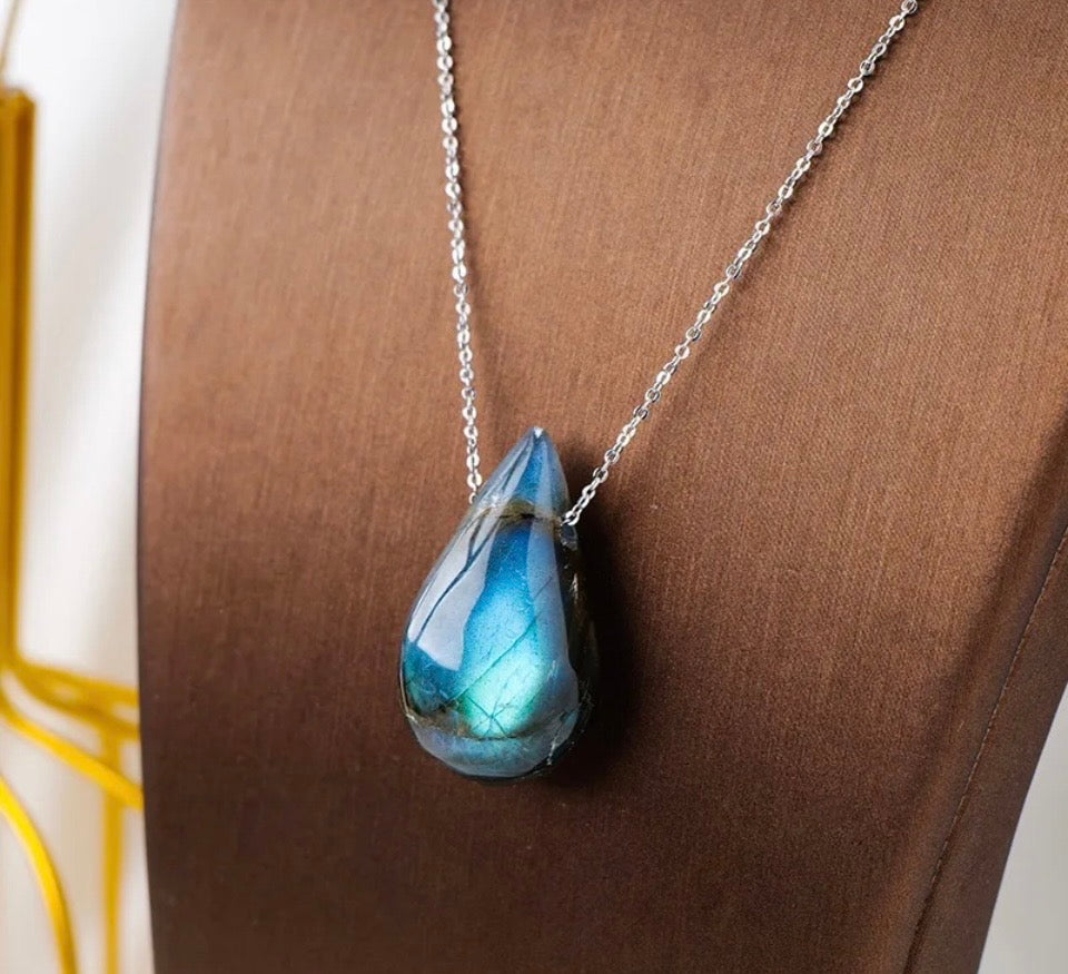 The Aurora Droplet Pendant